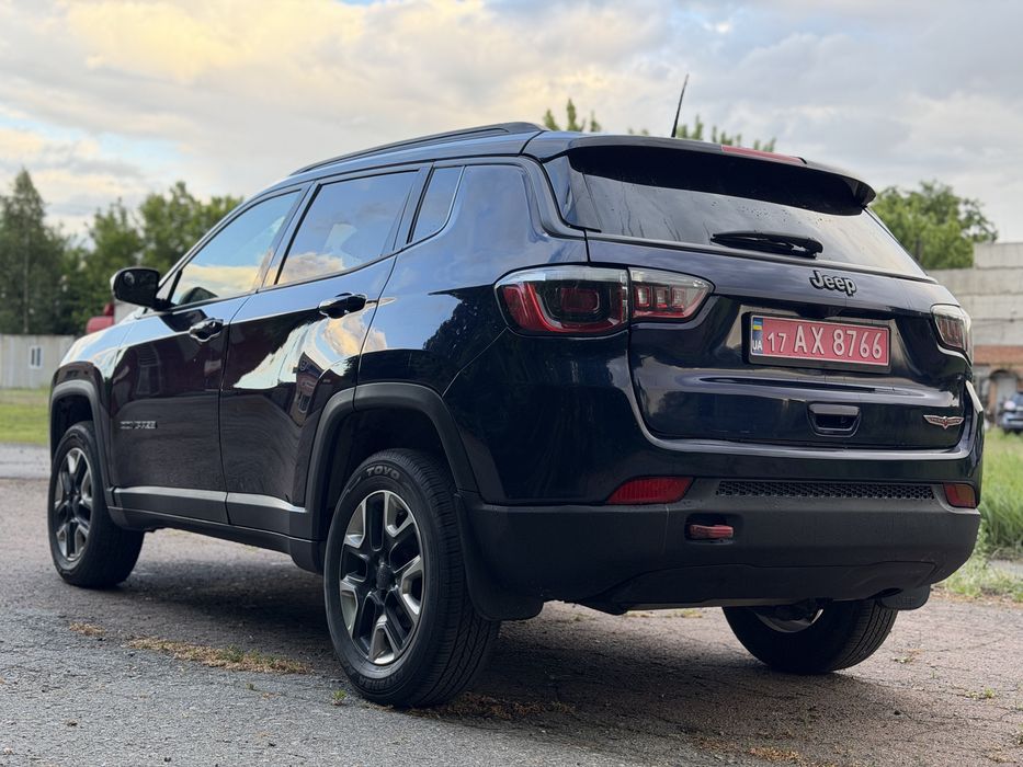 Продам Jeep Compass Trailhawk
