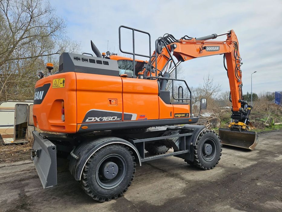 Doosan dx160  dx160w rototilt szczypce serwisowany stan idealny