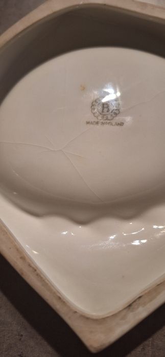Porcelanowa popielniczka