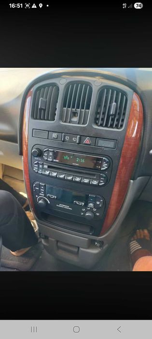 Chrysler Voyager 2.8 CRD LX (2006) - Completa para Peças