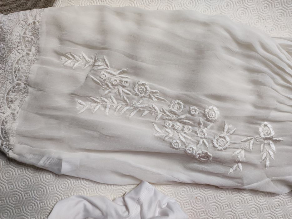 Blusa de cerimónia Bordada