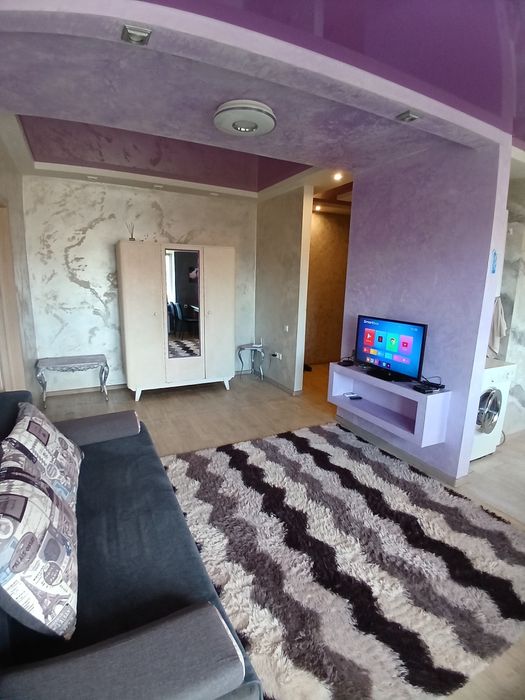 Квартира посуточно, центр на против парка!