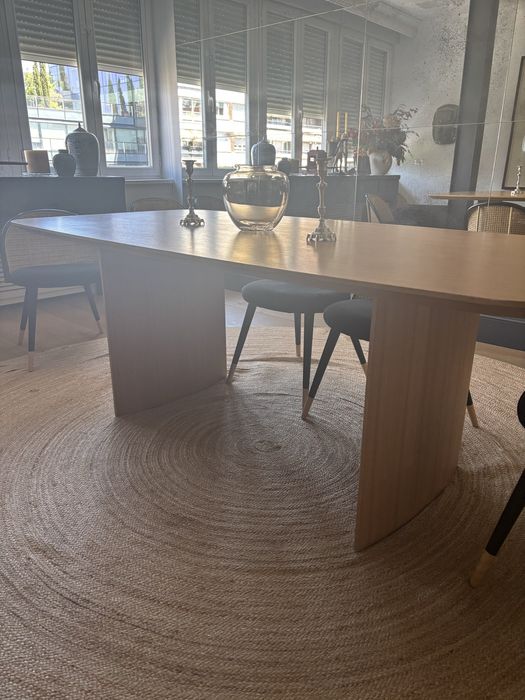 Mesa de Jantar Kave Home 200x100 cm + Oferta de 8 Cadeiras Maison du Monde