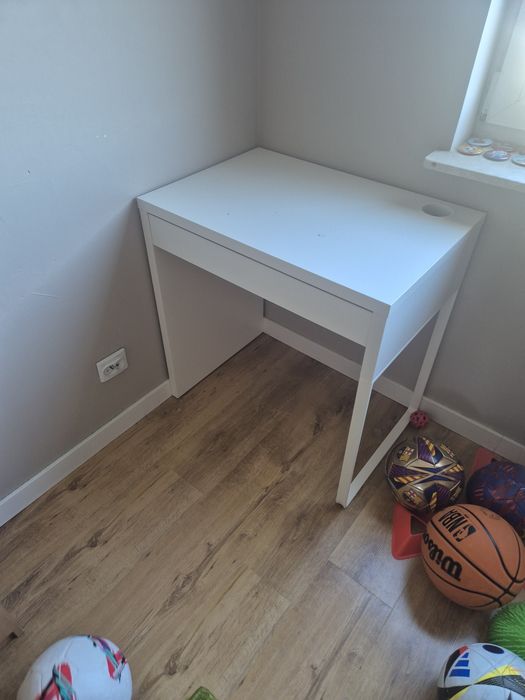 Biurko IKEA stan bardzo dobry