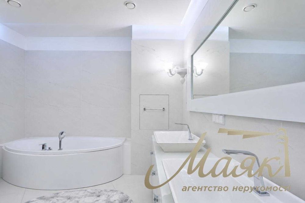 Продаж 5-кімнатної квартири з ремонтом ЖК Новопечерські Липки 4 спальні  Печерськ Верхогляда невисокий поверх