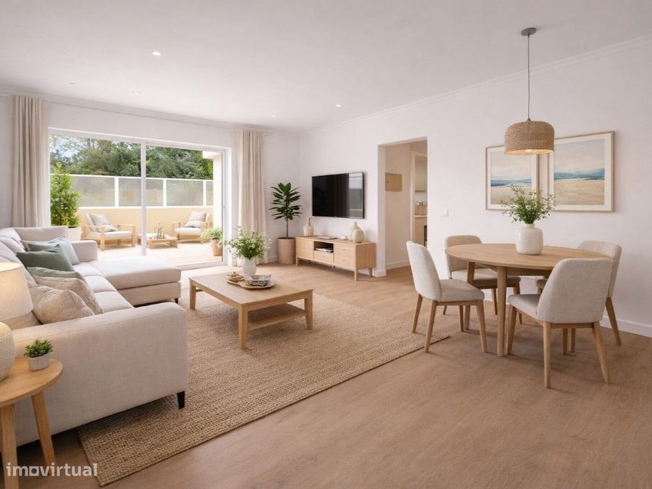 T2 com terraço e varanda | Totalmente renovado