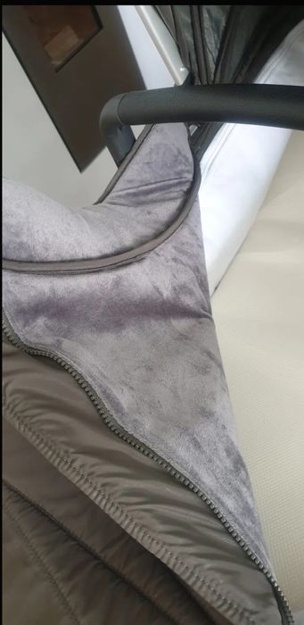 Conjunto ovo+alcofa+cadeira para bebé Marca BeSafe