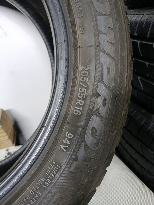 Шини резина 205*55 R16 Toyo