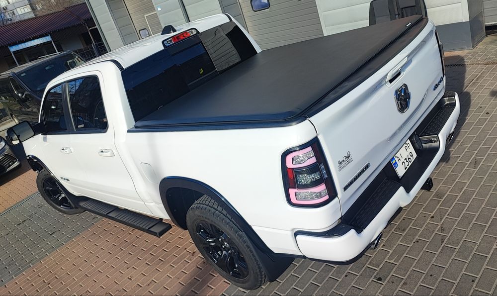 Кришка кузова ролет Dodge Ram 09 13 15 18 19 20 21 22 23  5,5 / 6,5 F