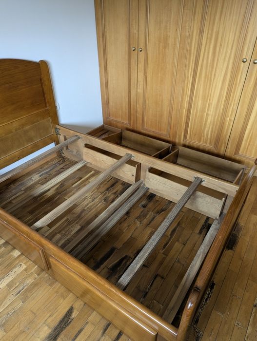 Cama c/ gavetas Madeira maciça
