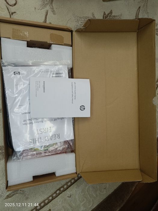 HP v1910-16g switch je005a