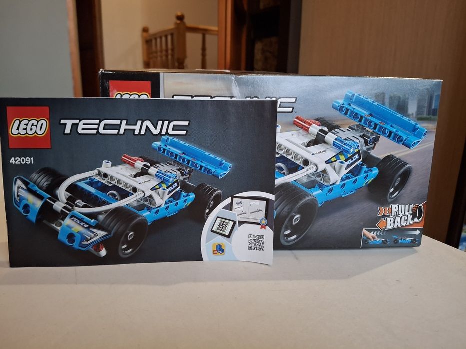 Lego technic 42091 pościk policyjny z systemem pull back