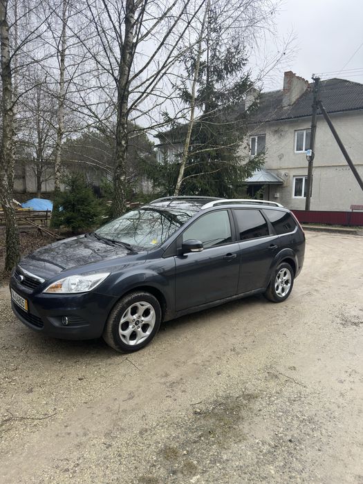 Свіжопригнаний фокус 2010 1.6 mpi