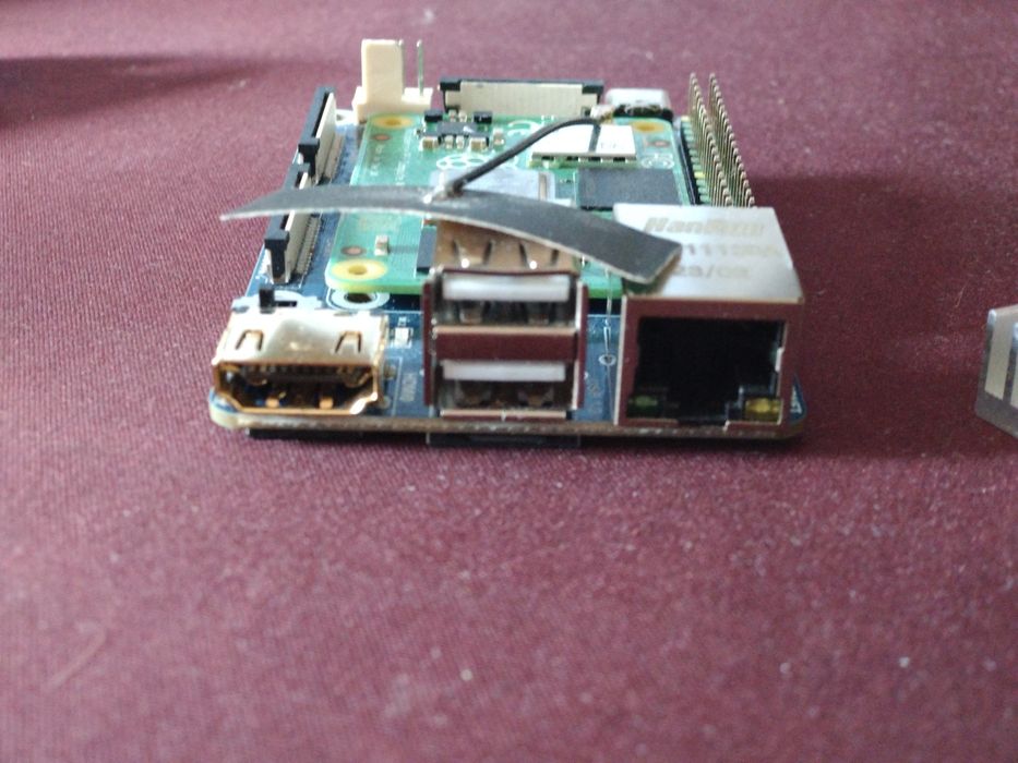 Raspberry pi 4 2gb/32gb + SSD 128gb