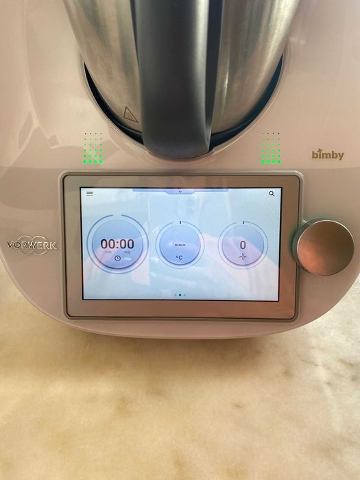 Bimby TM6 Usada em Bom Estado (Com garantia) + Bolsa de Transporte