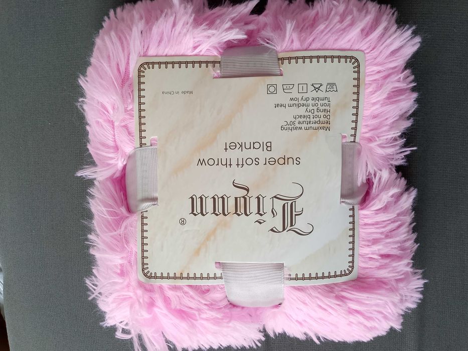 Koc włochacz różowy