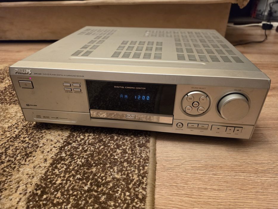 Wzmacniacz/kino domowe DFR1600 z głośnikami