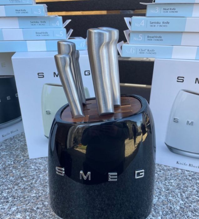 Набір кухонних ножів, ножі Smeg