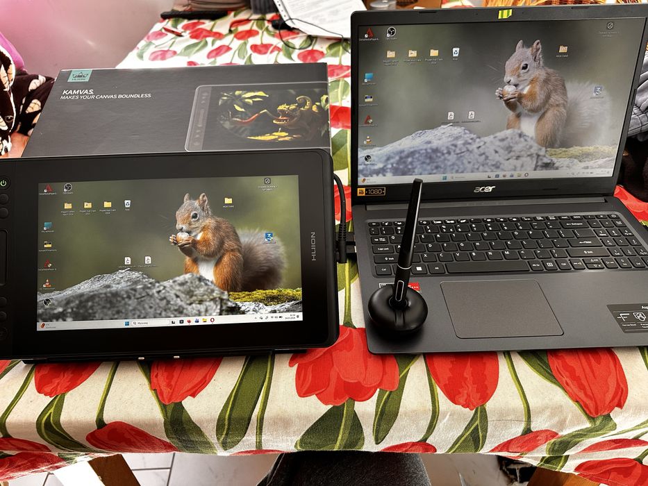 Tablet graficzny Huion KAMVAS Pro 12 stan idealny 100% komplet