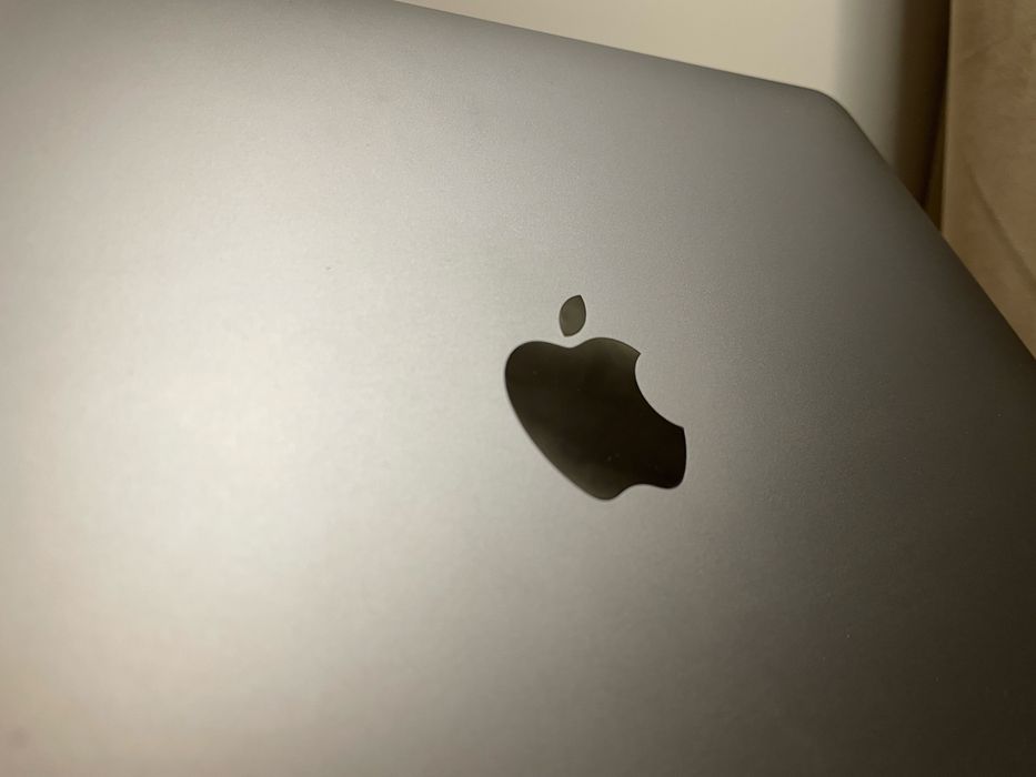 Macbook 13 Air M1 8GB 256GB Space Grey *ważna gwarancja*
