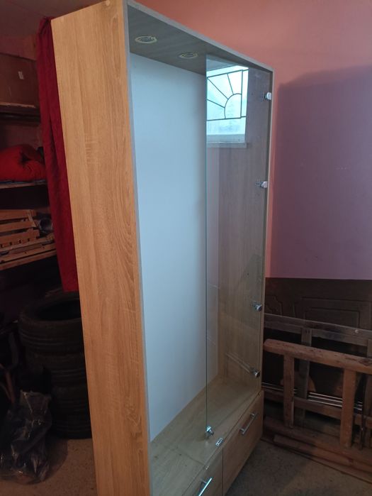 Продам вітрини торгівельні