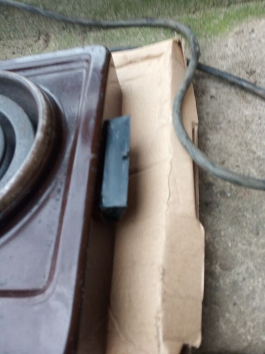 Двукамфорна електро плитка