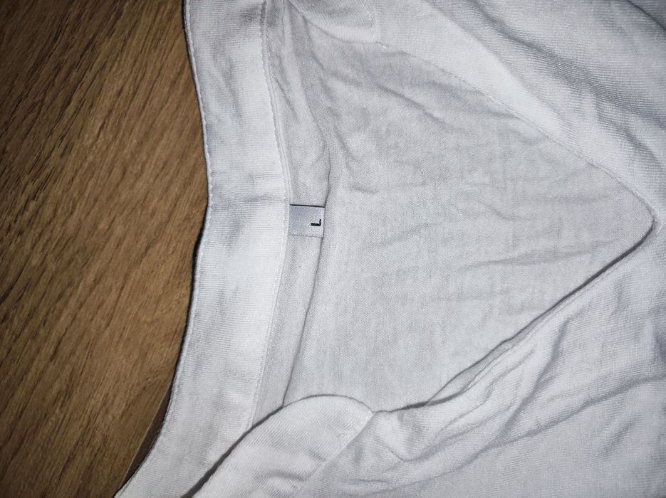 Biała bluzka, tunika