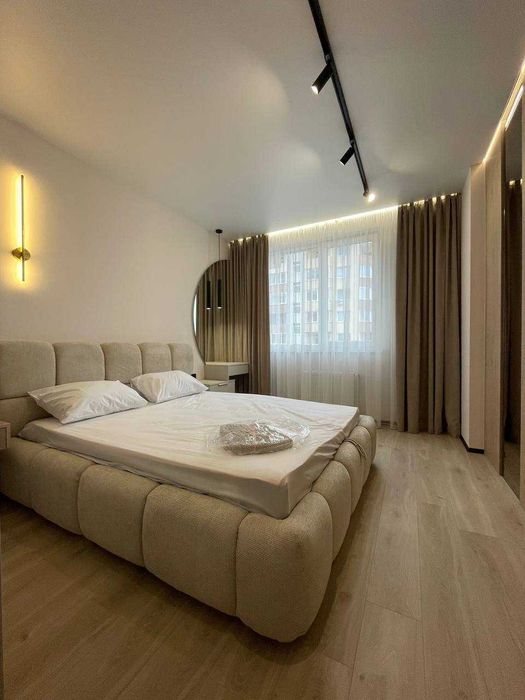 Продаємо ВИШУКАНУ квартиру новобудова 2кім Угорська нова на ринку