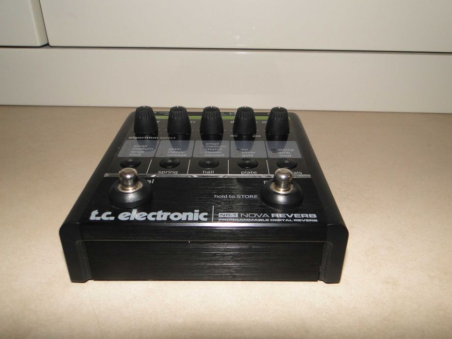 Genialny Wysokiej Klasy Efekt Gitarowy T.C ELECTRONIC NR-1