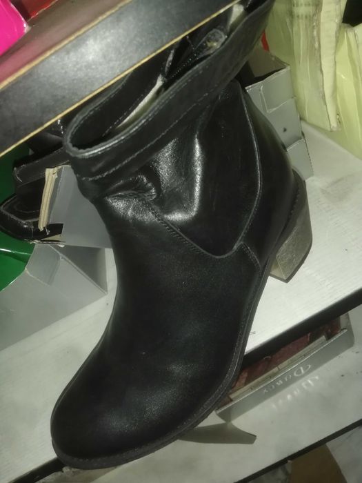 Buty zimowe damskie 38 kozaki 37