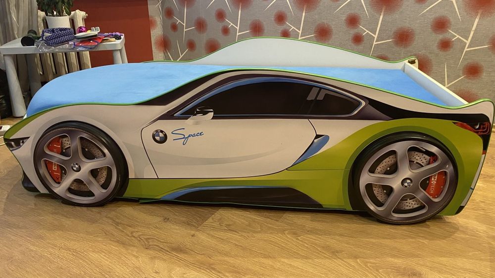 Дитяче ліжко (машинка)