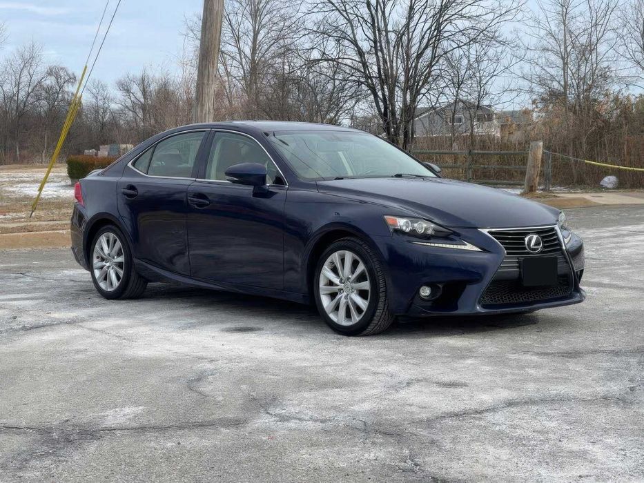 Lexus IS 250      2015
