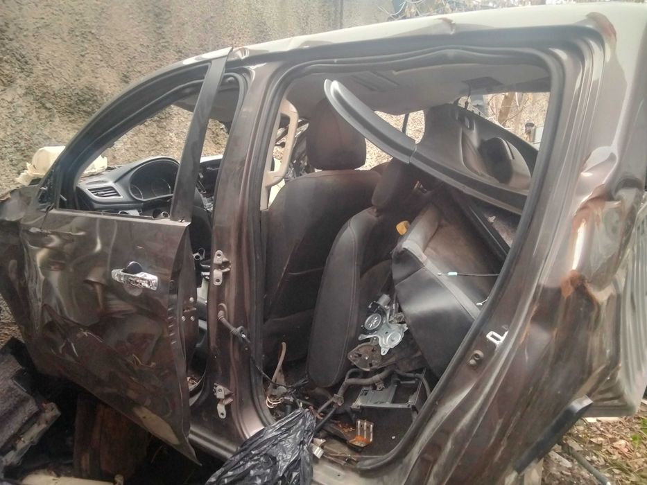 розбираю л 200 2022 року