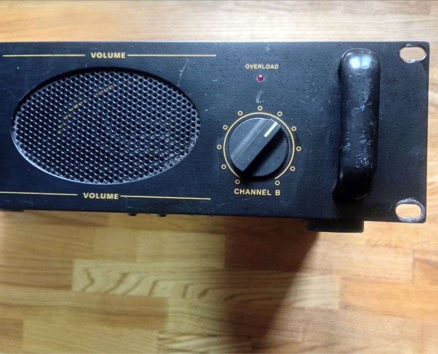 Підсилювач потужності Soundking AA1000J