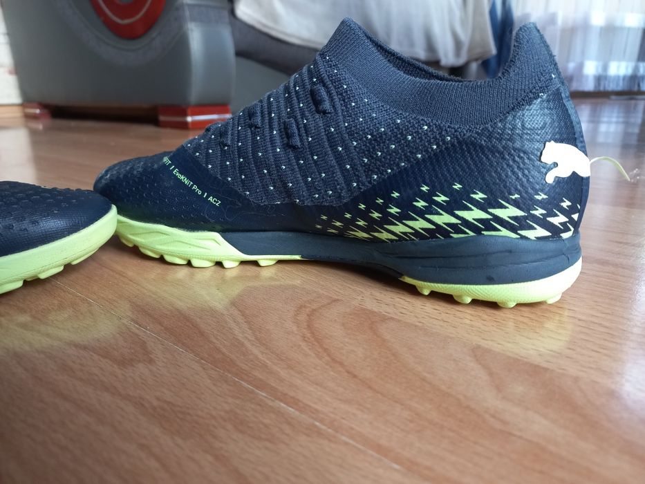 Buty chłopięce sportowe puma 39