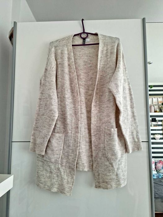 Beżowy kardigan H&M rozmiar M / Sweter / Na długi rękaw z kieszeniami