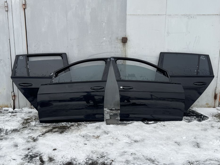 Дверка Гольф 7 універсал Golf 7 двері дверь