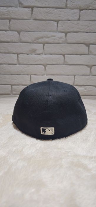 Кепка Chicago White Sox Hat Cap Fitted Mens Black White MLB Base