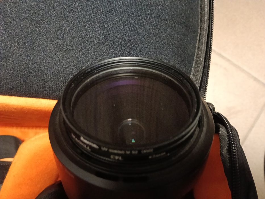 Canon EOS 77D + obiektyw Tamron 18-200mm + akcesoria