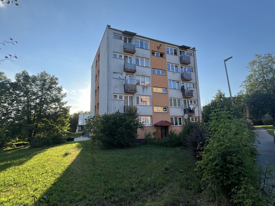 Armii Krajowej 3 pokoje I piętro 59m2