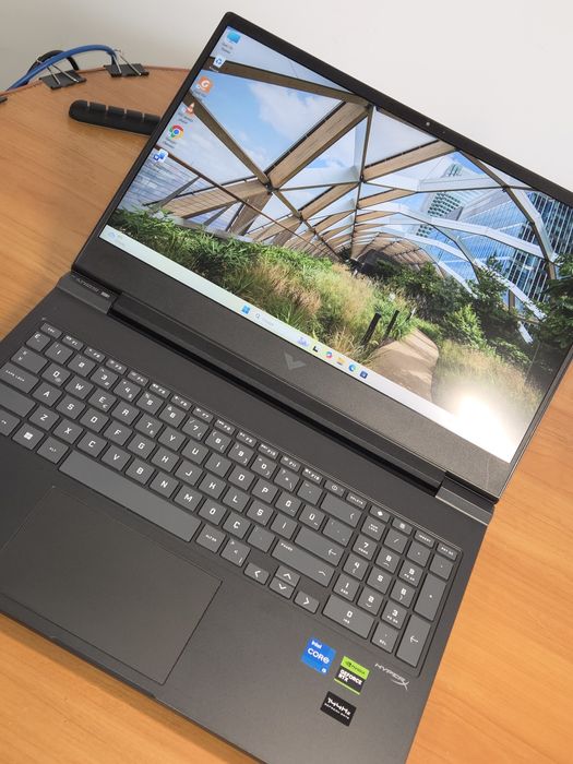 Ігровий ноутбук HP Victus 16-r1058nt| i5-14500HX| RTX 4050| DDR5|144Hz