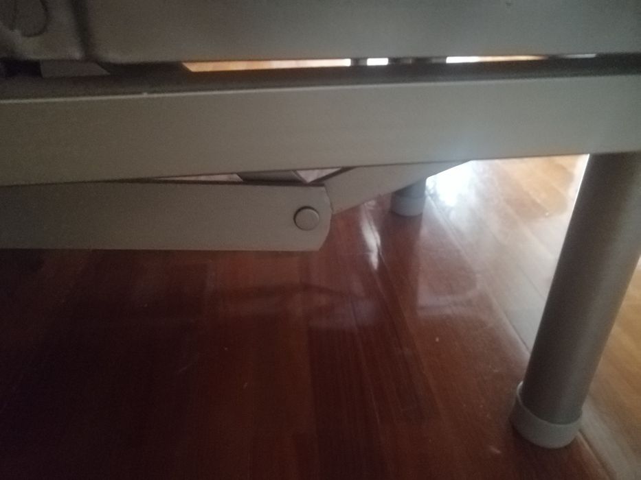 Estrados articulados elétricos com colchão