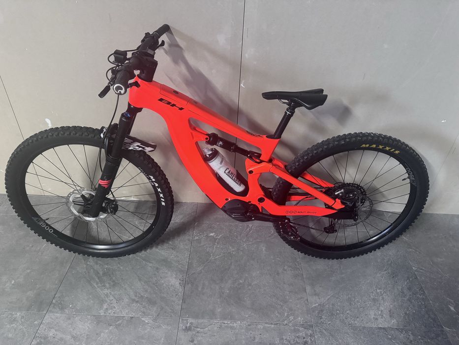 Vtt enduro Bh xtep 9.8 Carbono