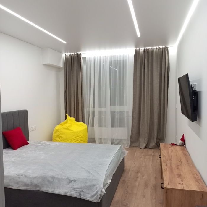 Оренда просторої 1-кімнатної квартири на вул. Героїв УПА (новобудова)