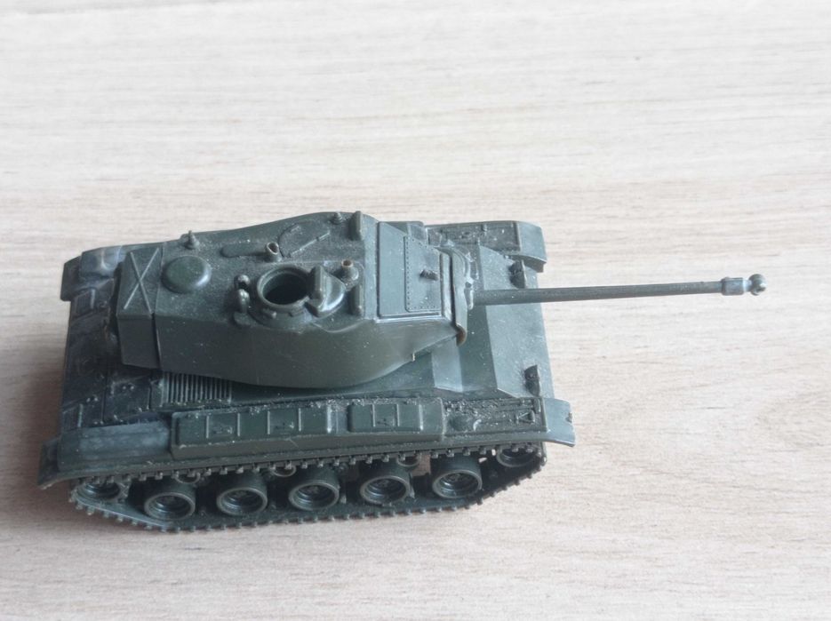1:87 h0 model czołga Roco minitanks M41 Walker Bulldog makieta diorama