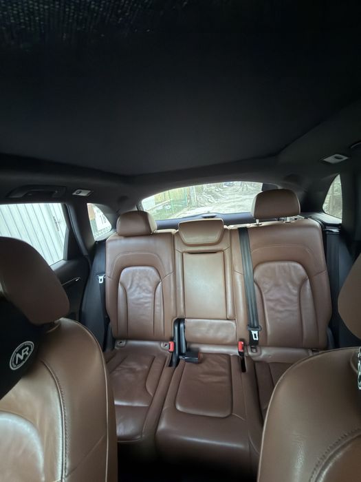 Audi Q5 premium plus