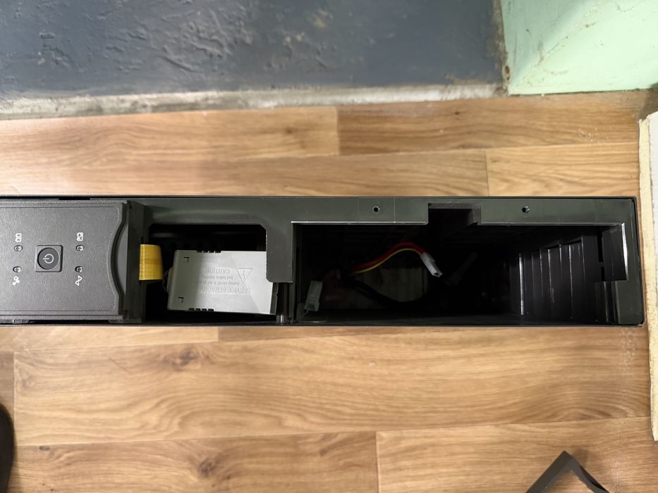 APC Smart-UPS SC 1500 без аккамуляторов