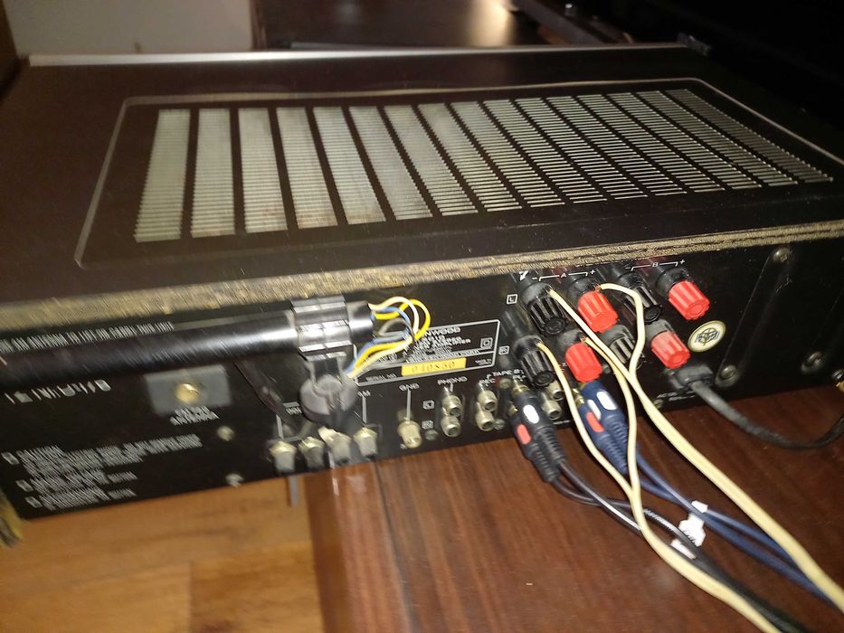 Ampituner Kenwood KR3010