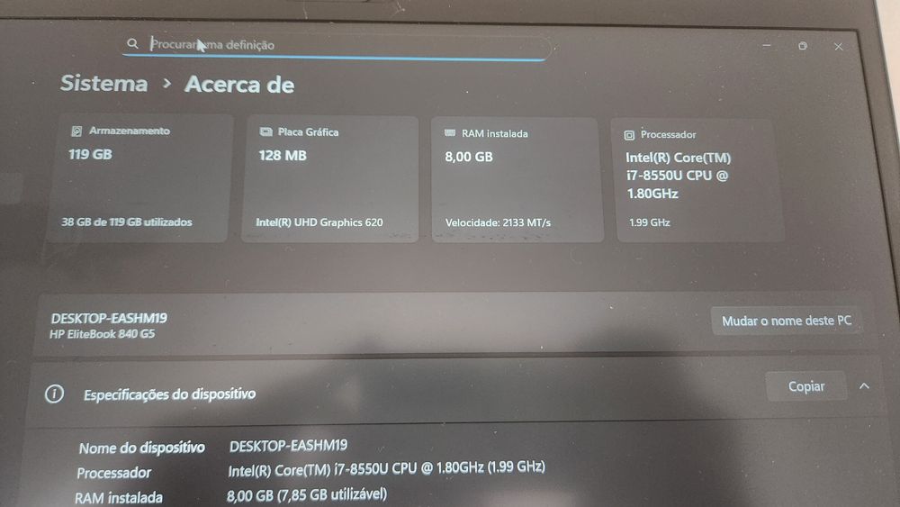 Portátil HP i7 8550U de 14" IPS 128Gb 8Gb Ram (expansível) + Bateria nova e suplente!