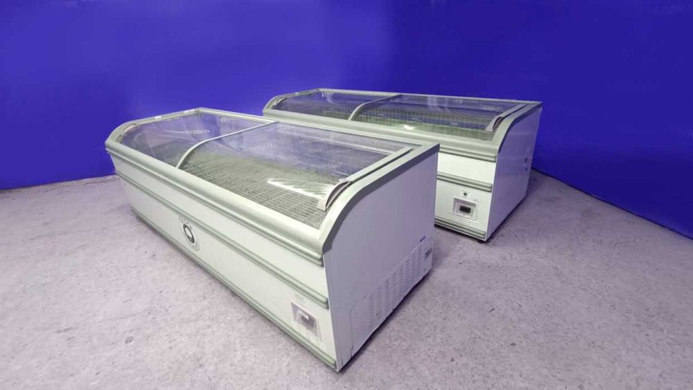 Стан ідеал. Холодильна вітрина бонета AHT Miami 250 AD VS Білий